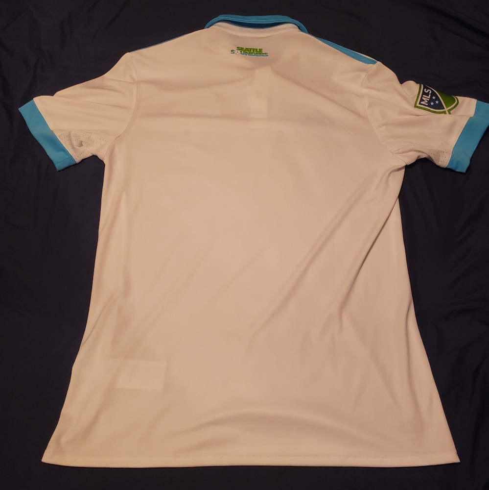 ⚽️ Seattle Sounders Jersey ⚽️ - Picture 7 of 8
